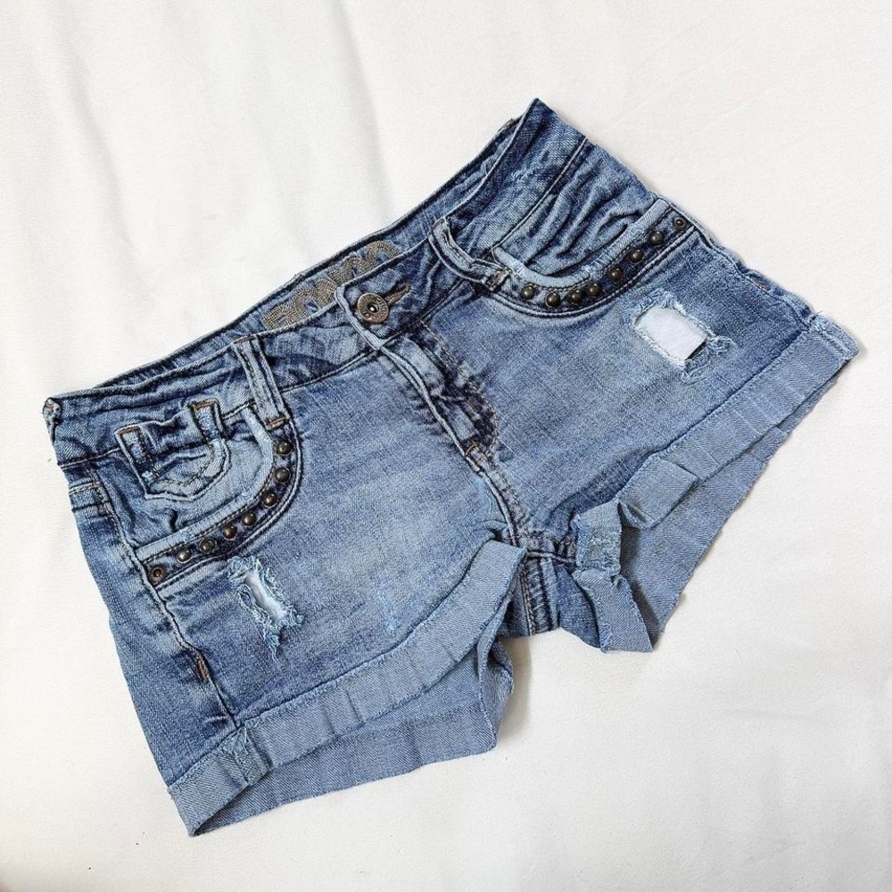 Y2k jean mini shorts  Y2K bongo denim mini‎ shorts size 5 low rise
